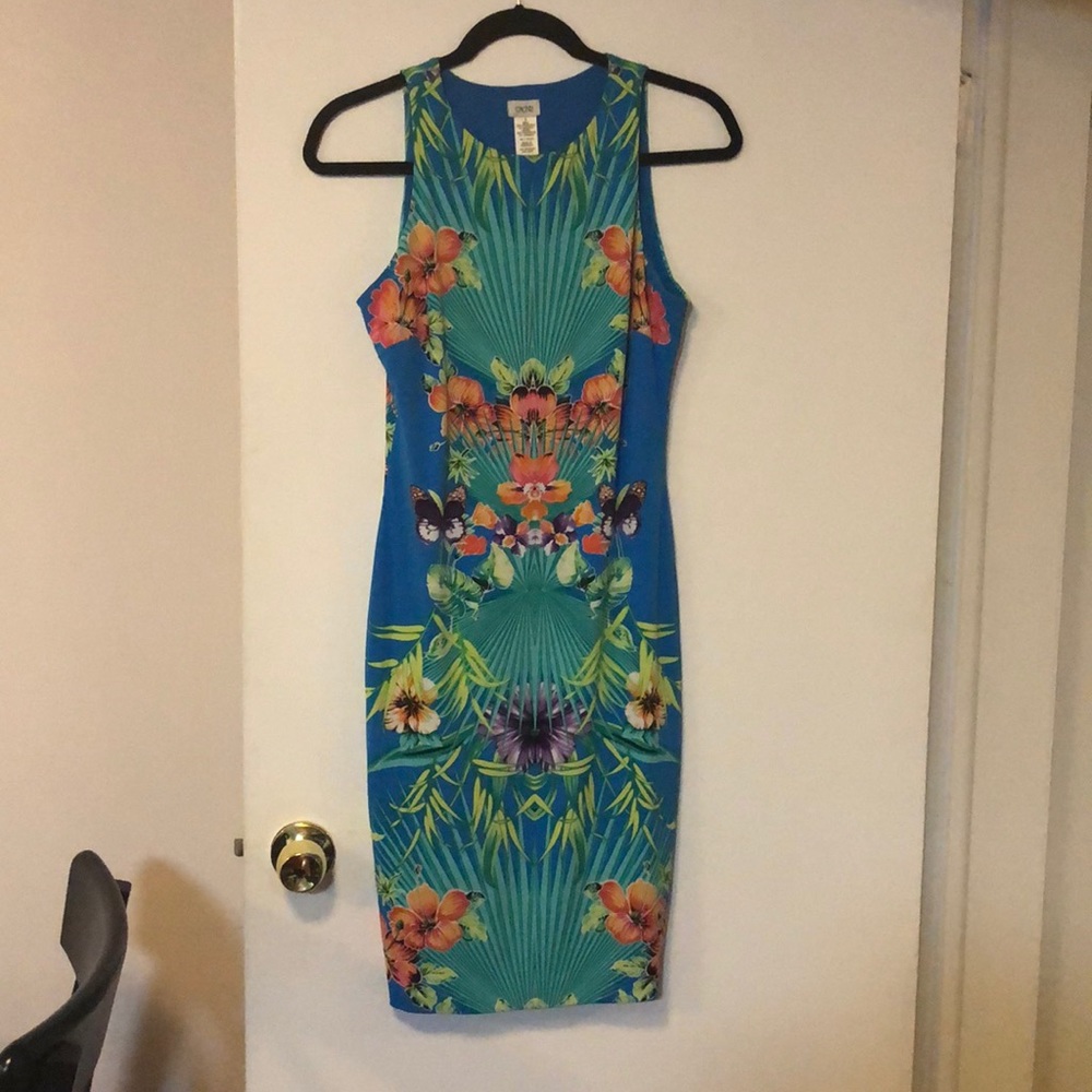 Bodycon floral tropical dress